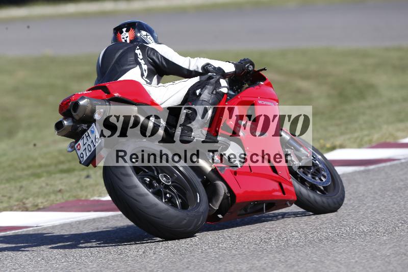 Archiv-2025/49 26.08.2025 Cornu Master School ADR/blau-bleu/5